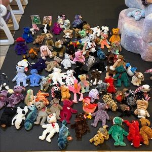 TY BEANIE BABY COLLECTIBLES